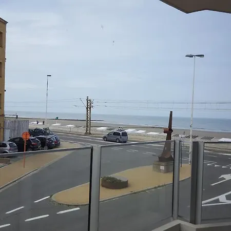 Raversijde With Sea View Daire *