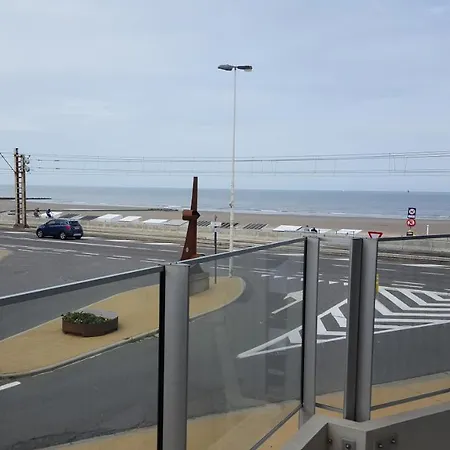 Daire Raversijde With Sea View *